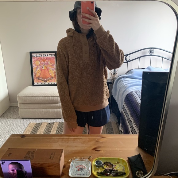 1/4 button Sherpa hoodie ✨ - Picture 2 of 5